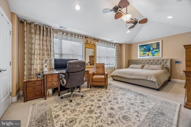 462 ORIOLE ST, Philadelphia, PA 19128