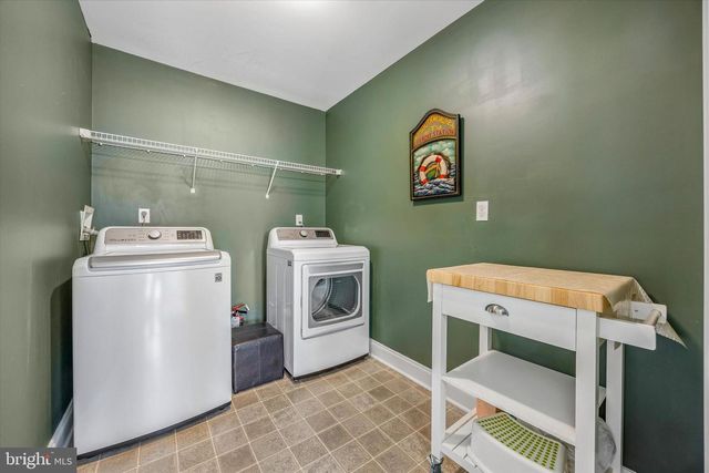 462 ORIOLE ST, Philadelphia, PA 19128