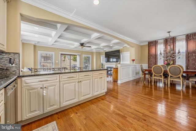 462 ORIOLE ST, Philadelphia, PA 19128