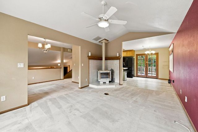 2121 American River Trl, Cool, CA 95614