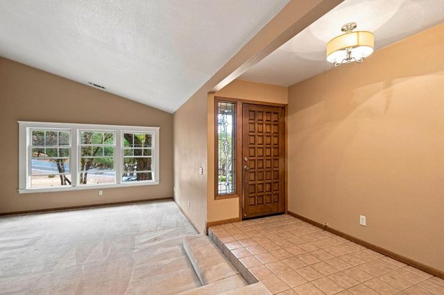 2121 American River Trl, Cool, CA 95614