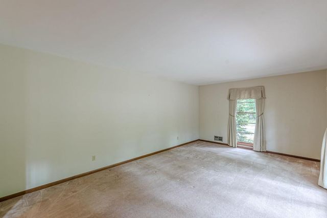 5817 Little Mountain Drive, Ellenwood, GA 30294