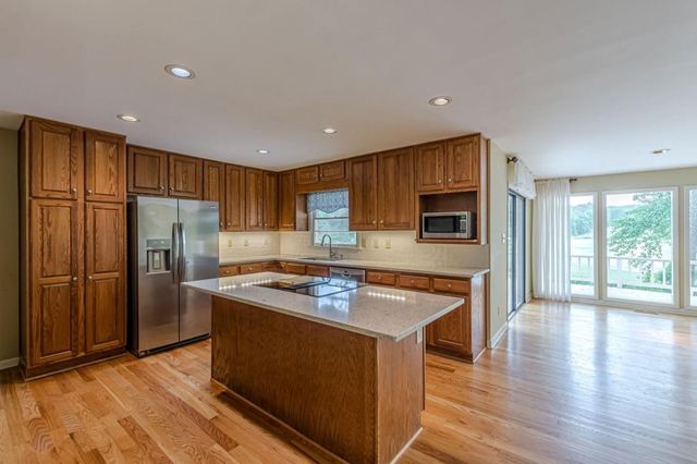 5817 Little Mountain Drive, Ellenwood, GA 30294