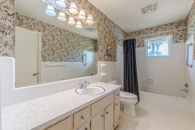 5817 Little Mountain Drive, Ellenwood, GA 30294