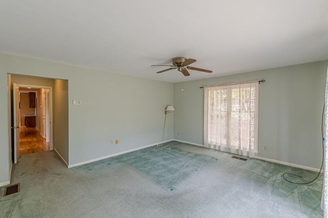 5817 Little Mountain Drive, Ellenwood, GA 30294
