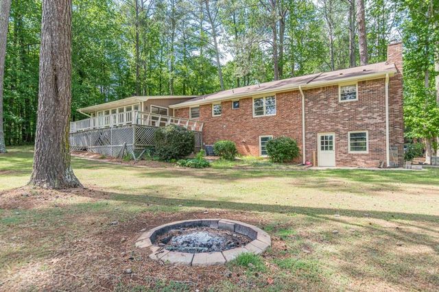 5817 Little Mountain Drive, Ellenwood, GA 30294