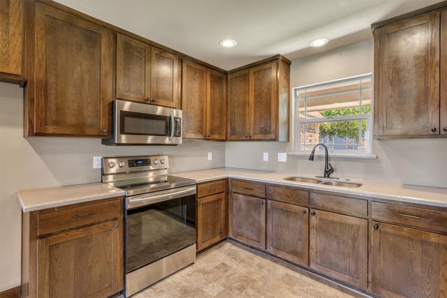 309 Highland Avenue, Red Oak, TX 75154