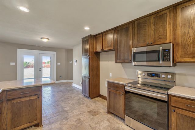 309 Highland Avenue, Red Oak, TX 75154
