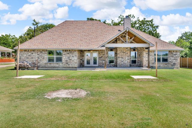 309 Highland Avenue, Red Oak, TX 75154