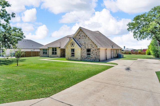 309 Highland Avenue, Red Oak, TX 75154