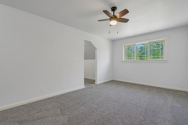 309 Highland Avenue, Red Oak, TX 75154