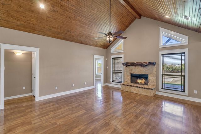 309 Highland Avenue, Red Oak, TX 75154