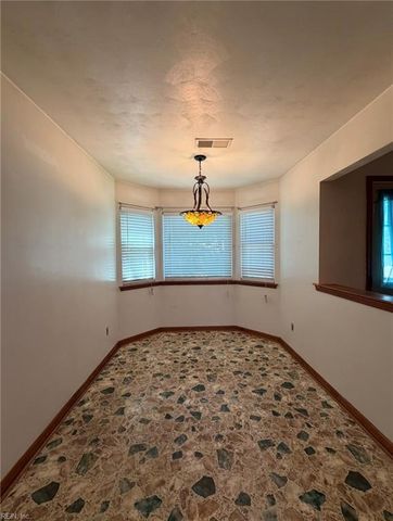 166 Ashford DR, Suffolk, VA 23434