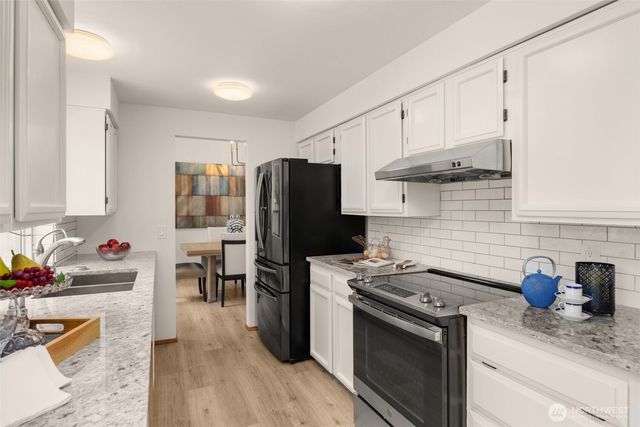 16110 SE 180th Place, Renton, WA 98058