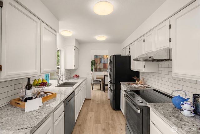 16110 SE 180th Place, Renton, WA 98058