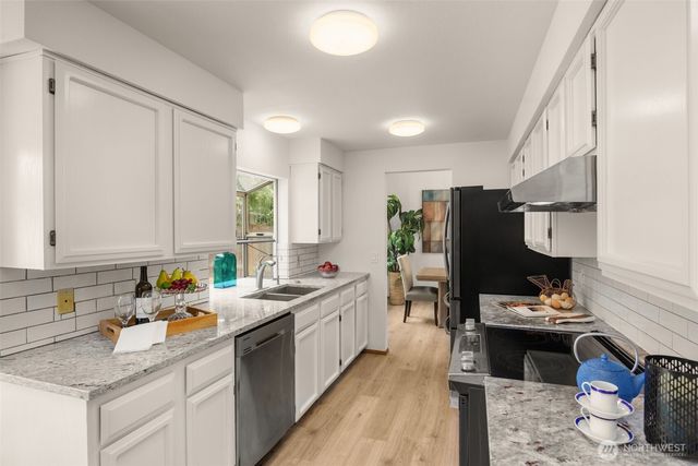 16110 SE 180th Place, Renton, WA 98058