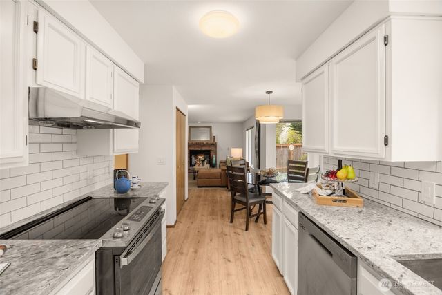 16110 SE 180th Place, Renton, WA 98058