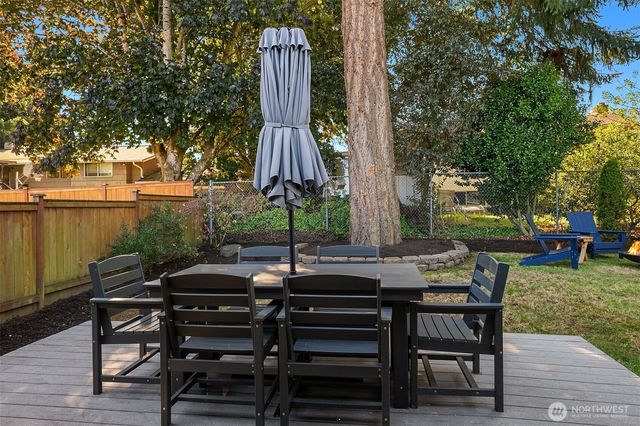 3917 NE 11th Place, Renton, WA 98056