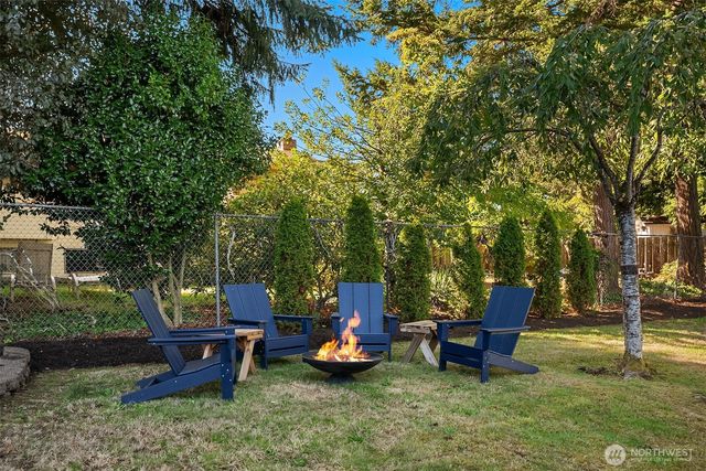 3917 NE 11th Place, Renton, WA 98056