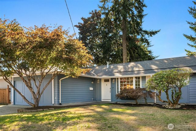 3917 NE 11th Place, Renton, WA 98056