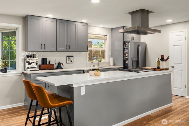 3917 NE 11th Place, Renton, WA 98056