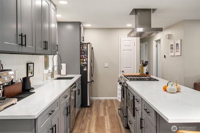 3917 NE 11th Place, Renton, WA 98056