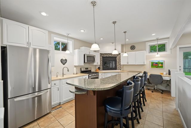 145 N Phillips, Salina, KS 67401