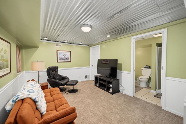 145 N Phillips, Salina, KS 67401