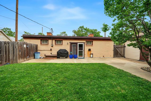 145 N Phillips, Salina, KS 67401