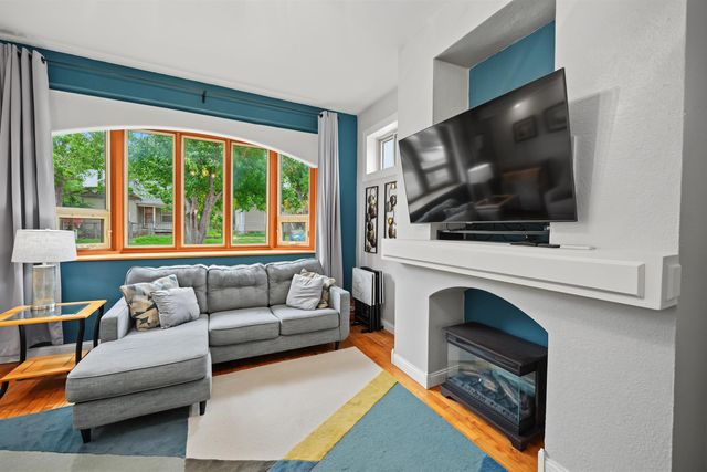 145 N Phillips, Salina, KS 67401