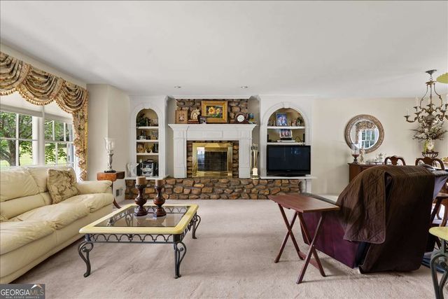 1033 Davenport Circle, Powder Springs, GA 30127