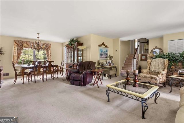 1033 Davenport Circle, Powder Springs, GA 30127