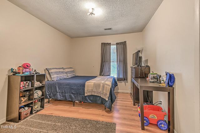 310 Minton Hollow Road, Elizabethton, TN 37643