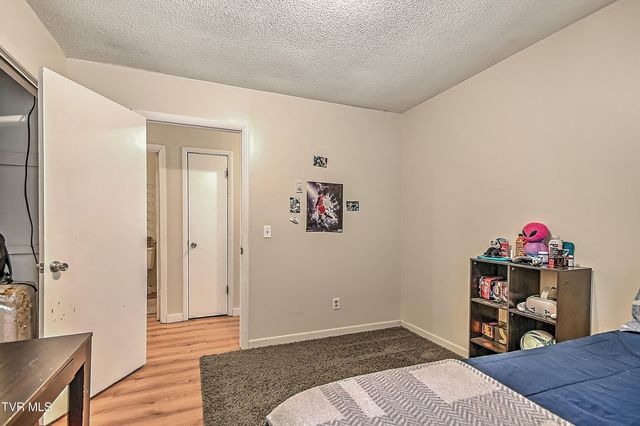 310 Minton Hollow Road, Elizabethton, TN 37643