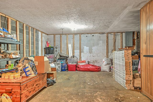 310 Minton Hollow Road, Elizabethton, TN 37643