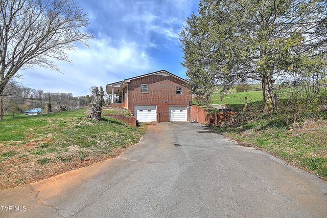 310 Minton Hollow Road, Elizabethton, TN 37643