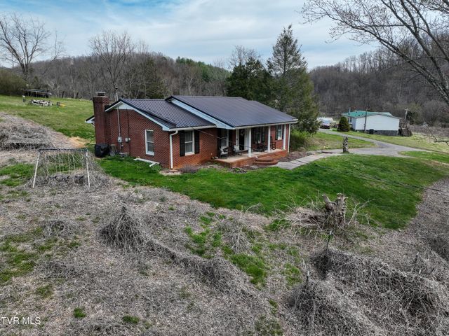 310 Minton Hollow Road, Elizabethton, TN 37643