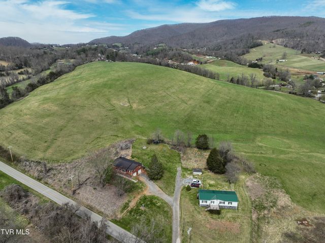 310 Minton Hollow Road, Elizabethton, TN 37643