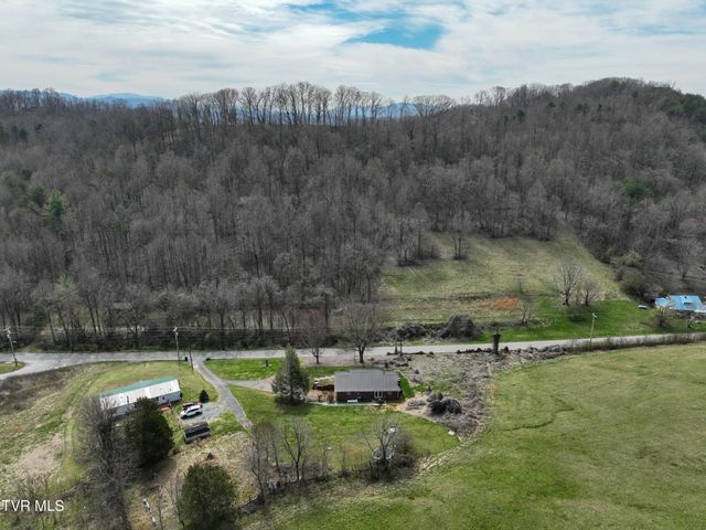 310 Minton Hollow Road, Elizabethton, TN 37643