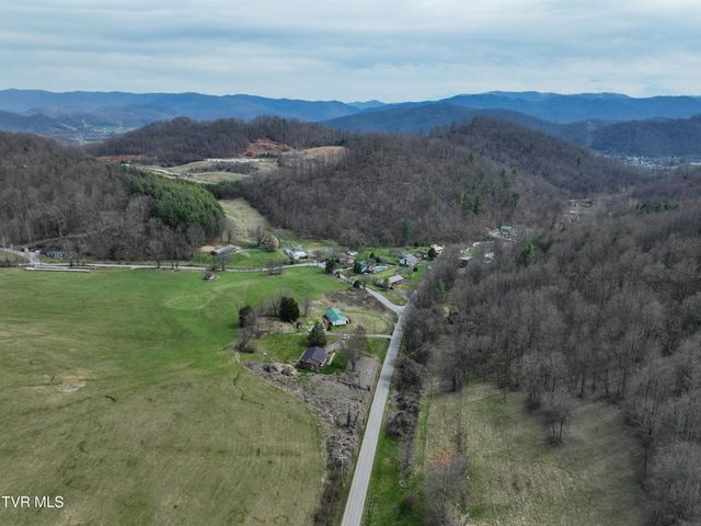 310 Minton Hollow Road, Elizabethton, TN 37643