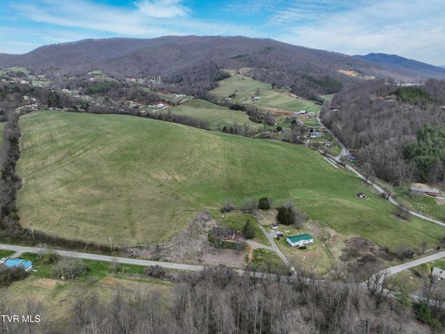 310 Minton Hollow Road, Elizabethton, TN 37643