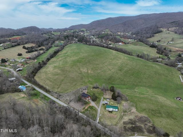 310 Minton Hollow Road, Elizabethton, TN 37643