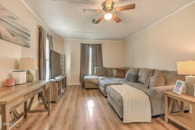 310 Minton Hollow Road, Elizabethton, TN 37643