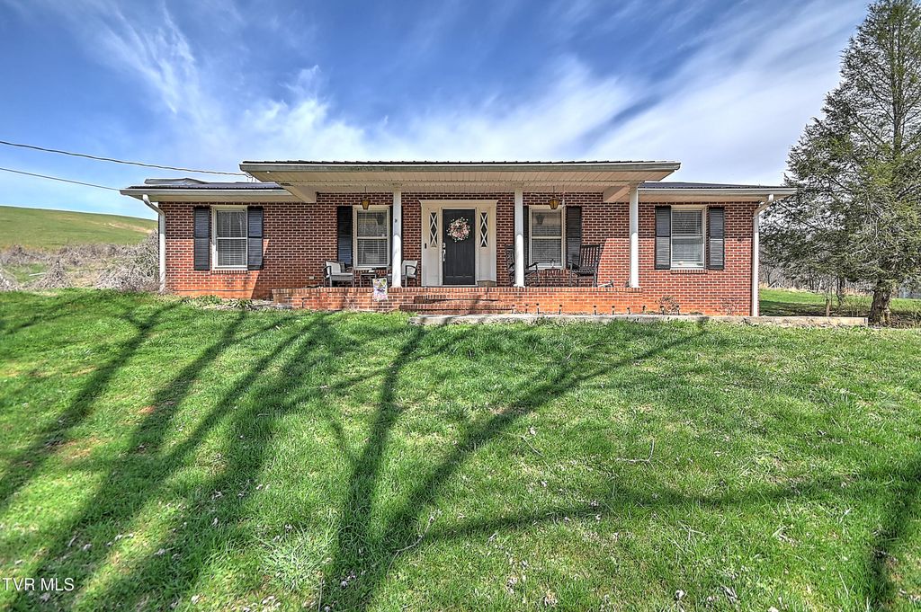 310 Minton Hollow Road, Elizabethton, TN 37643