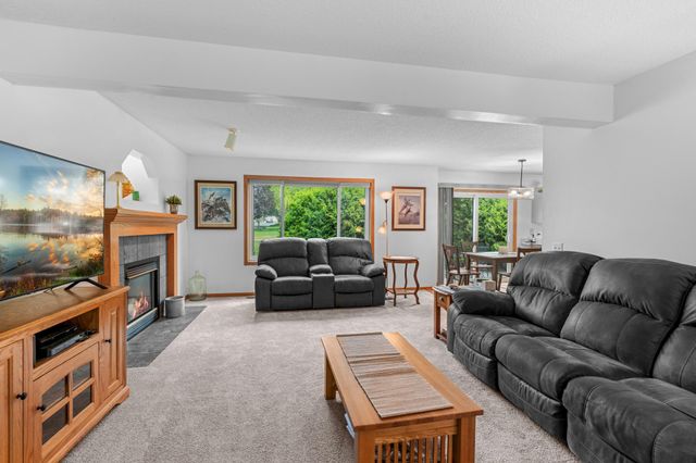 18474 Everest Path, Farmington, MN 55024