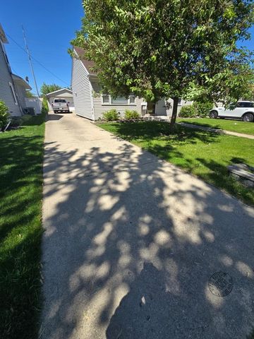 1436 Beach Avenue, La Grange Park, IL 60526