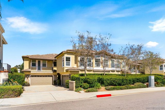 2534 Navarra B, Carlsbad, CA 92009