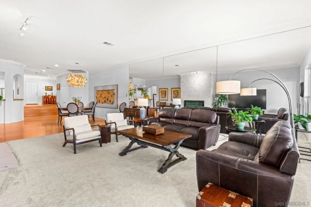 2534 Navarra B, Carlsbad, CA 92009