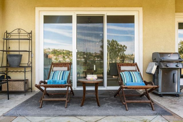 2534 Navarra B, Carlsbad, CA 92009