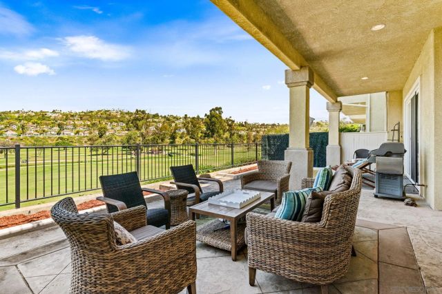 2534 Navarra B, Carlsbad, CA 92009